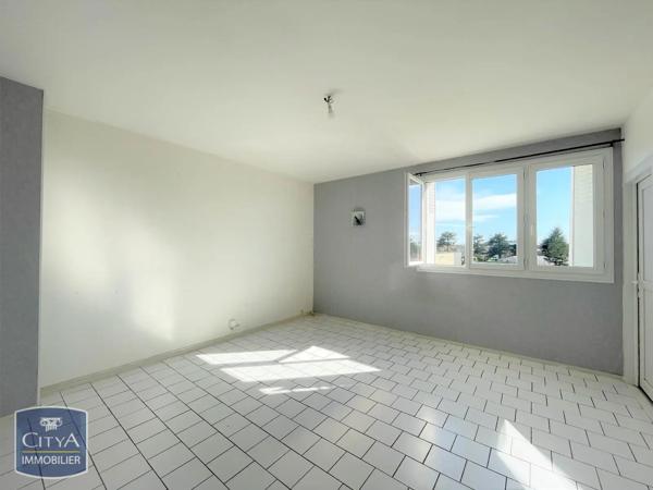 Appartement à louer 3 pièces 63.99m² Libourne (33500)