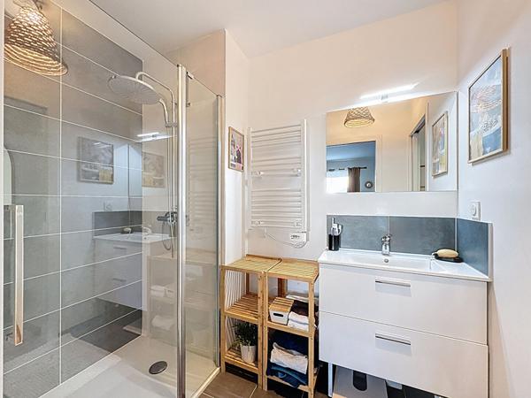 Appartement 4 pièces à vendre à Lagord ? rez-de-chaussée, jardin et garage