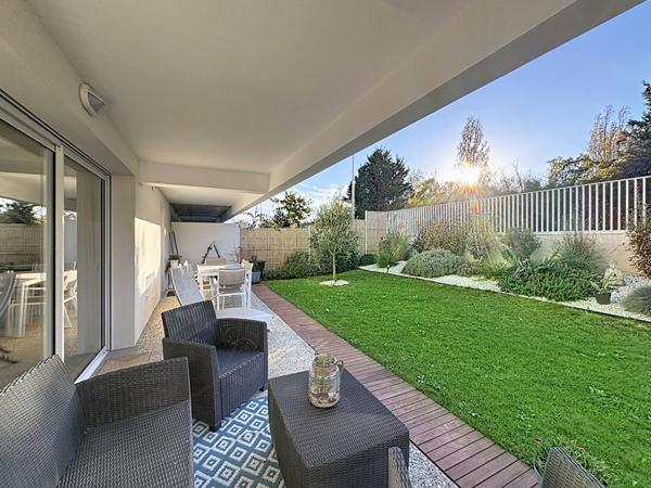 Appartement 4 pièces à vendre à Lagord ? rez-de-chaussée, jardin et garage