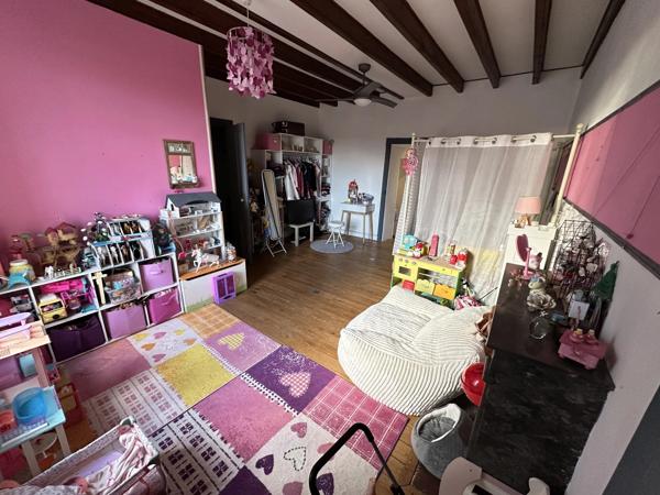 Maison de caractère de 181 m²à Saint-Sauveur, rénovée, avec grenier à finir d'aménager