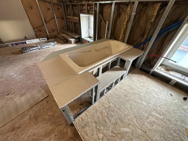 Maison de caractère de 181 m²à Saint-Sauveur, rénovée, avec grenier à finir d'aménager