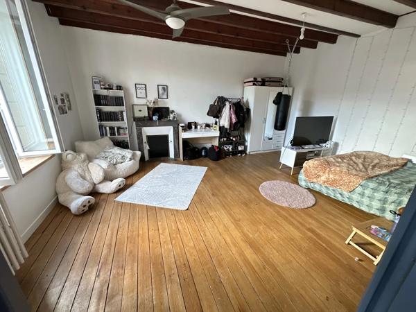 Maison de caractère de 181 m²à Saint-Sauveur, rénovée, avec grenier à finir d'aménager