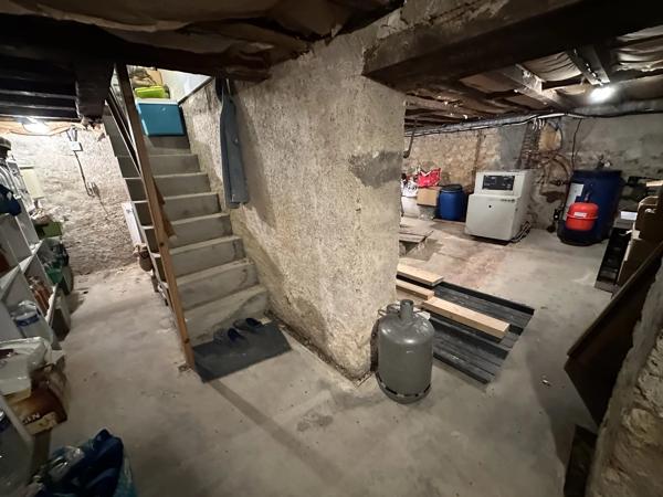 Maison de caractère de 181 m²à Saint-Sauveur, rénovée, avec grenier à finir d'aménager