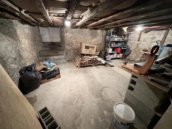 Maison de caractère de 181 m²à Saint-Sauveur, rénovée, avec grenier à finir d'aménager