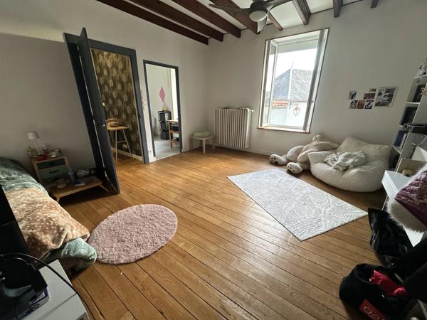 Maison de caractère de 181 m²à Saint-Sauveur, rénovée, avec grenier à finir d'aménager