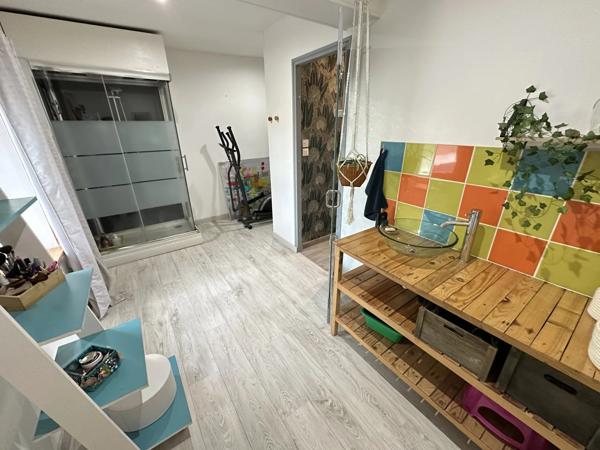 Maison de caractère de 181 m²à Saint-Sauveur, rénovée, avec grenier à finir d'aménager