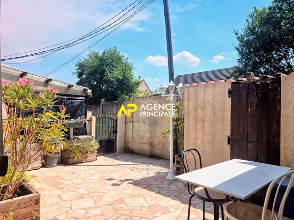 Maison de plain pied, 3 pièces, 2 chambres sur le marché des coteaux d'Argenteuil 234 900 € **  - Référence  4559