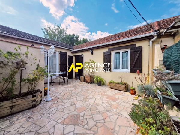 Maison de plain pied, 3 pièces, 2 chambres sur le marché des coteaux d'Argenteuil €249 900 ** - Référence 4559