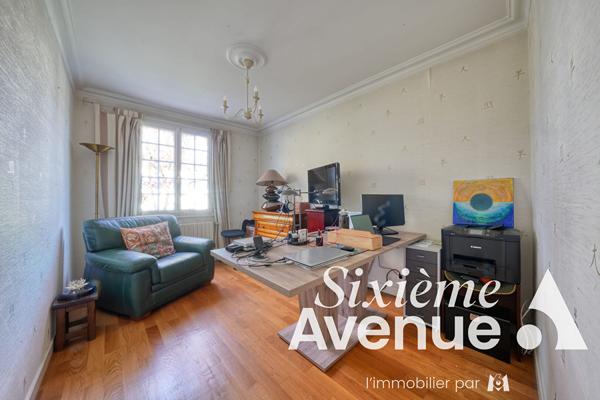 Maison 8 pièces 152.71 m2