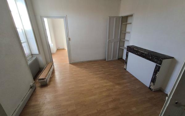 Appartement à vendre    3 pièces • 54 m2 Nîmes