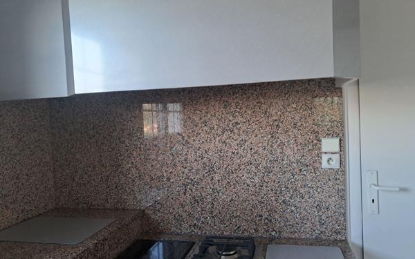 Maison à louer    6 pièces •  Urt