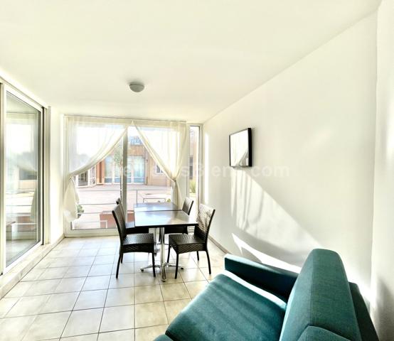 PORT FREJUS - APPARTEMENT T3 61m2 dans résidence avec piscine & accès direct plage