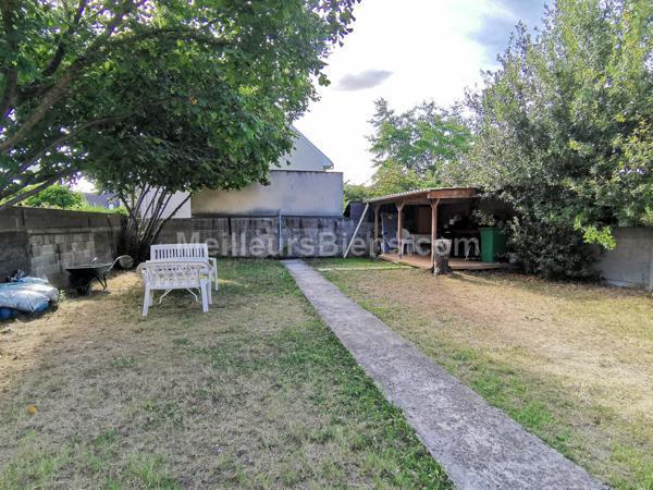 Maison 7 pièces et dépendances