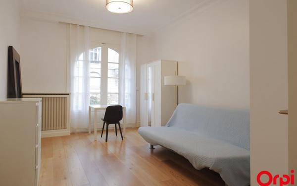 Appartement à louer    3 pièces • 95,11 m2 Lyon 6