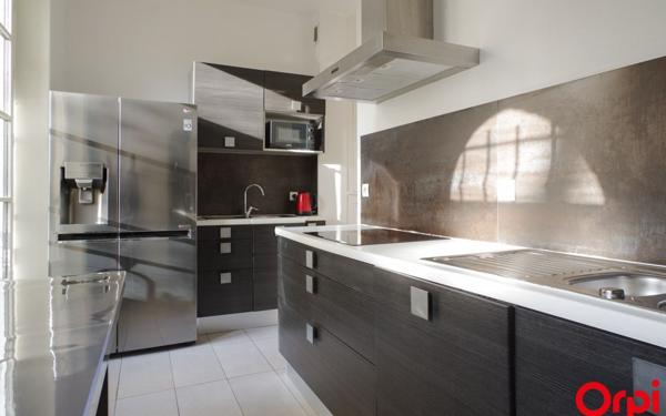 Appartement à louer    3 pièces • 95,11 m2 Lyon 6