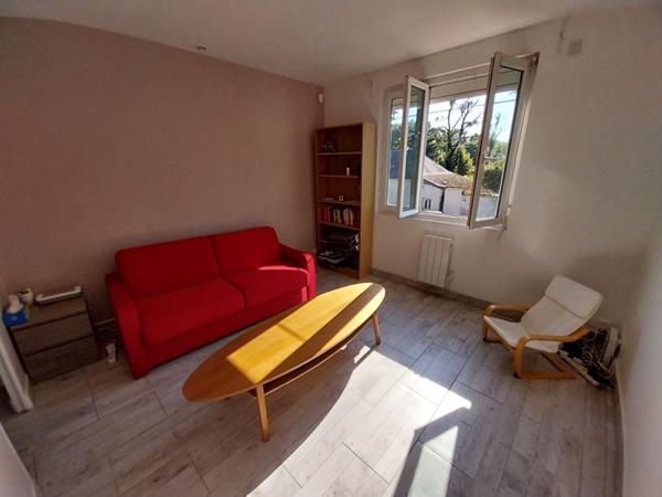 Maison Meulan En Yvelines 2 chambres, jardin, dépendance