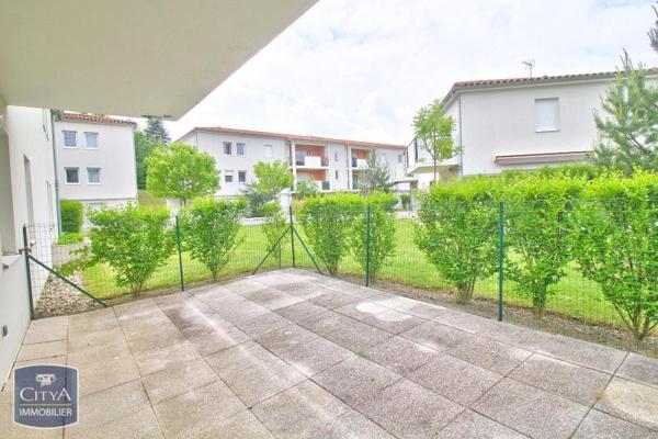 Appartement à louer 4 pièces 83.75m²