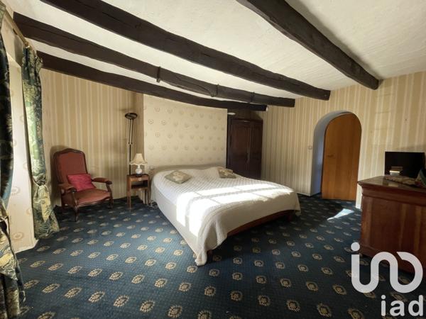 Longère 6 pièces de 195 m² à Belz (56550)