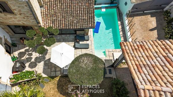 Maison de caractère avec piscine et jardin intimiste