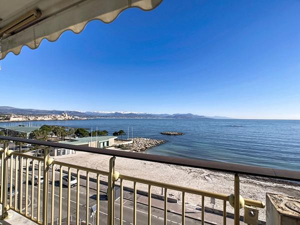 Antibes - Salis- vue mer