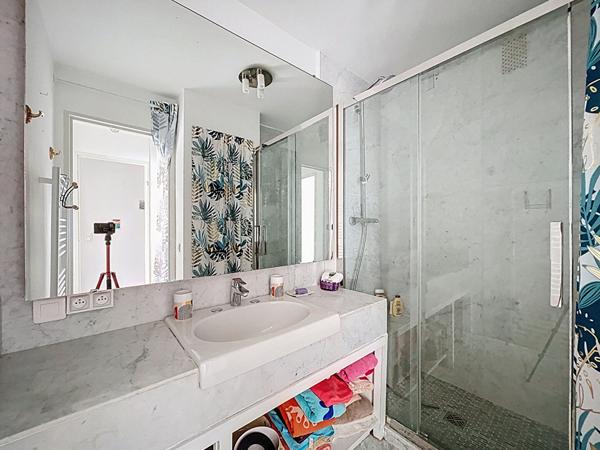 Antibes - Salis- vue mer