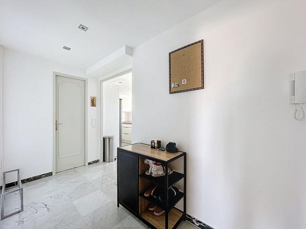 Antibes - Salis- vue mer