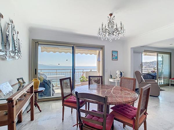 Antibes - Salis- vue mer