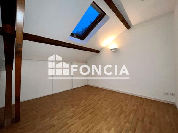 Location Appartement 2 pièces 32 m² - 180 AVENUE PAUL SANTY Lyon 69008