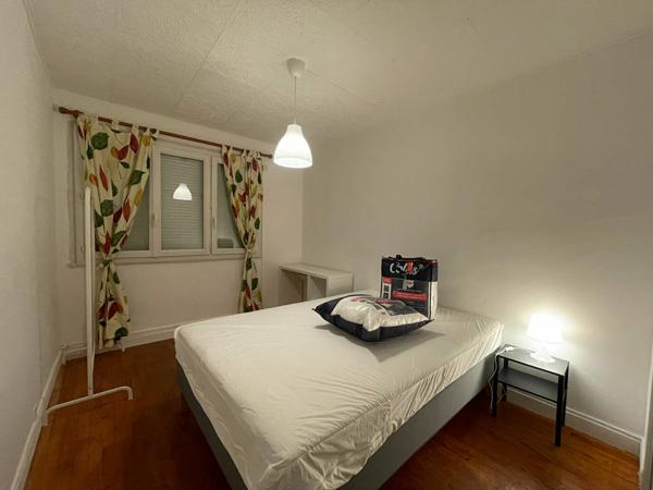 T4 meublé balcon, garage, cave Sainte Foy Les Lyon