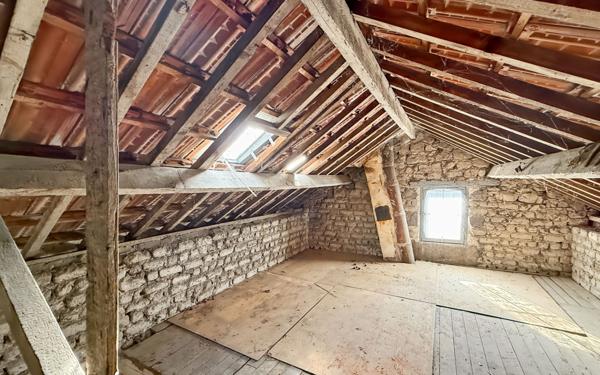 Maison à vendre    3 pièces • 75,29 m2 Reims