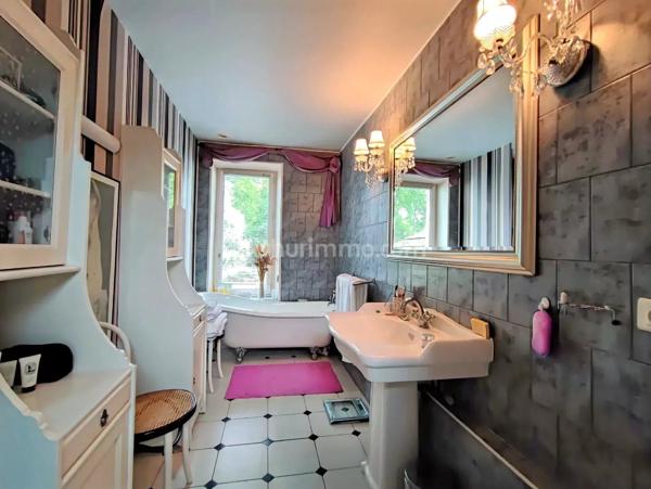 Vente                                                      Maison
                        
                     6 pièces                      179 m2                     à Draveil