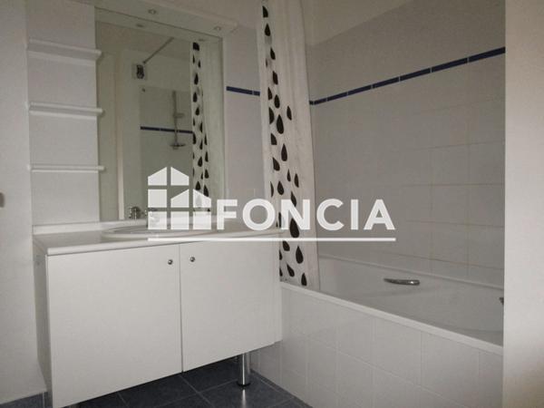 Location Appartement 3 pièces 61.22 m² - 10 AVENUE PIERRE POIVRE - APT 103 Avrille 49240