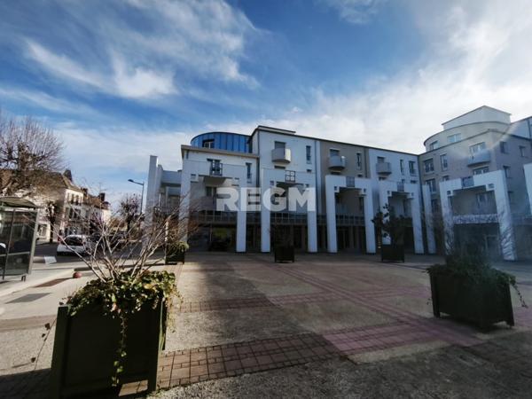 APPARTEMENT au centre de SAINTE SAVINE