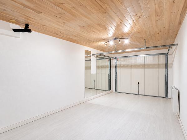 Maison
         3 pièces
        - 150 m² Exclusivité 459 000 € *