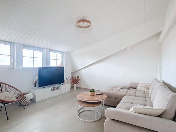 Maison
         3 pièces
        - 150 m² Exclusivité 459 000 € *
