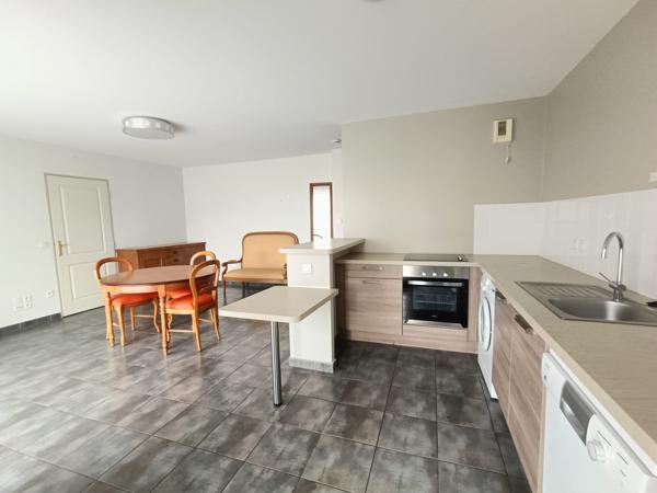 T2 Meublé avec balcon et parking
