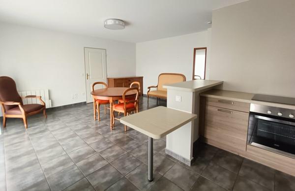 T2 Meublé avec balcon et parking