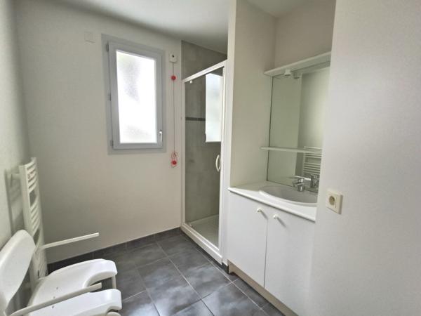 T2 Meublé avec balcon et parking