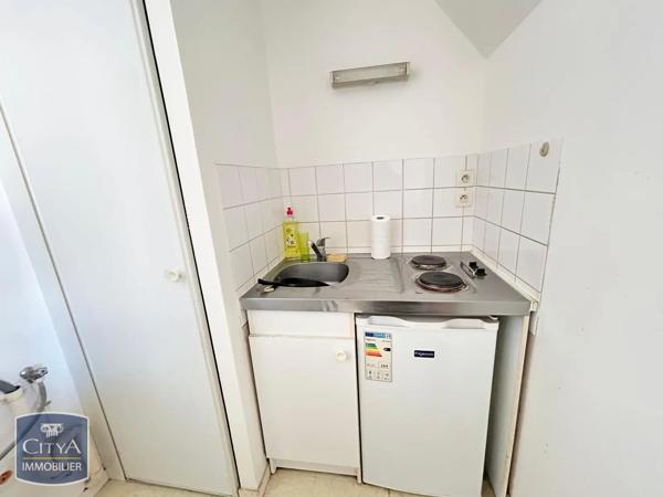 Appartement à louer 1 pièce 28.12m² Le Mans (72000)