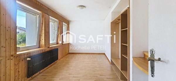 Appartement T3 de 90 m² de plain-pied avec garage – Vagney