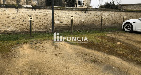 Location Parking - Laon 02000