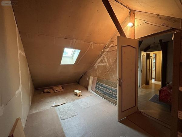 Maison à vendre à La Chapelle-Saint-Aubin dans la Sarthe (72650), ref : 72004/1293