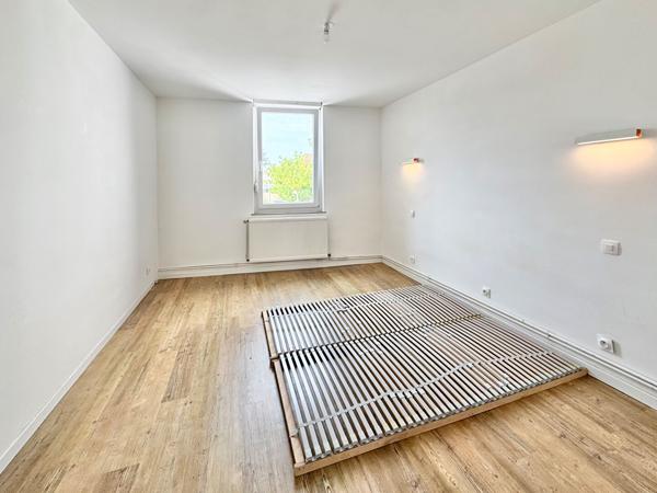 Bel appartement T4 (82.93 m²) + garage + jardinet + parking + cave | TERVILLE