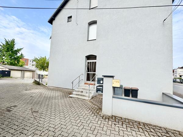 Bel appartement T4 (82.93 m²) + garage + jardinet + parking + cave | TERVILLE