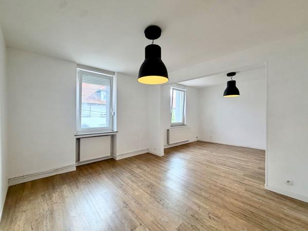 Bel appartement T4 (82.93 m²) + garage + jardinet + parking + cave | TERVILLE