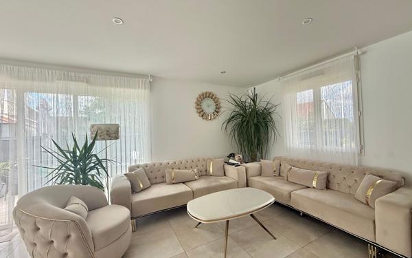 Maison à vendre    5 pièces •  Longecourt-en-Plaine