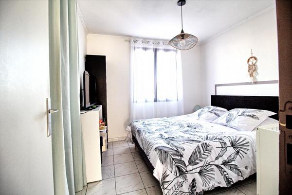 Maison La Dagueniere 6 pièce(s) 117 m2 vie de plain pied