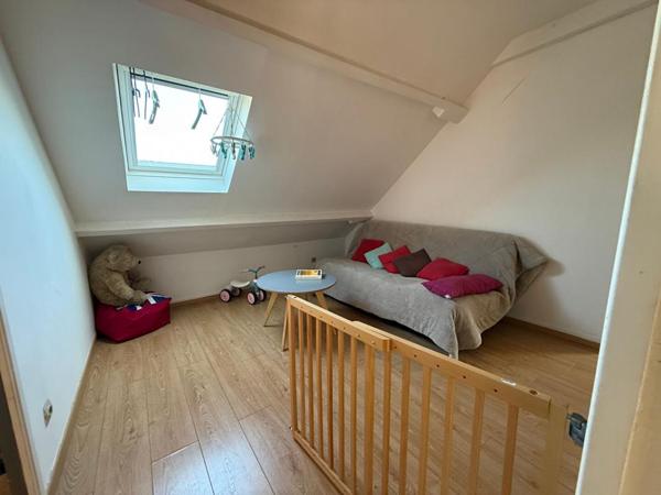 Maison La Dagueniere 6 pièce(s) 117 m2 vie de plain pied