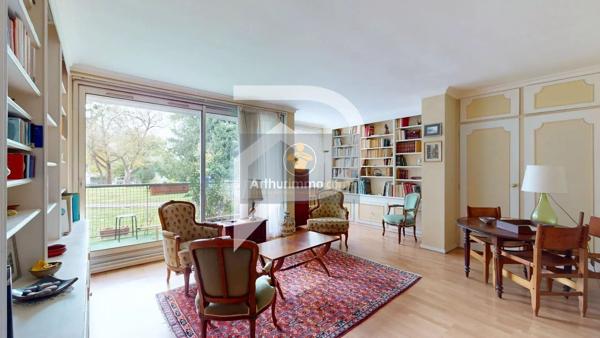 Vente                                                      Appartement
                        
                     3 pièces                      53 m2                     à Marly-le-Roi