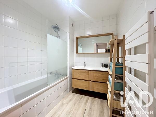 Appartement à vendre 4 pièces 87 m² Suresnes